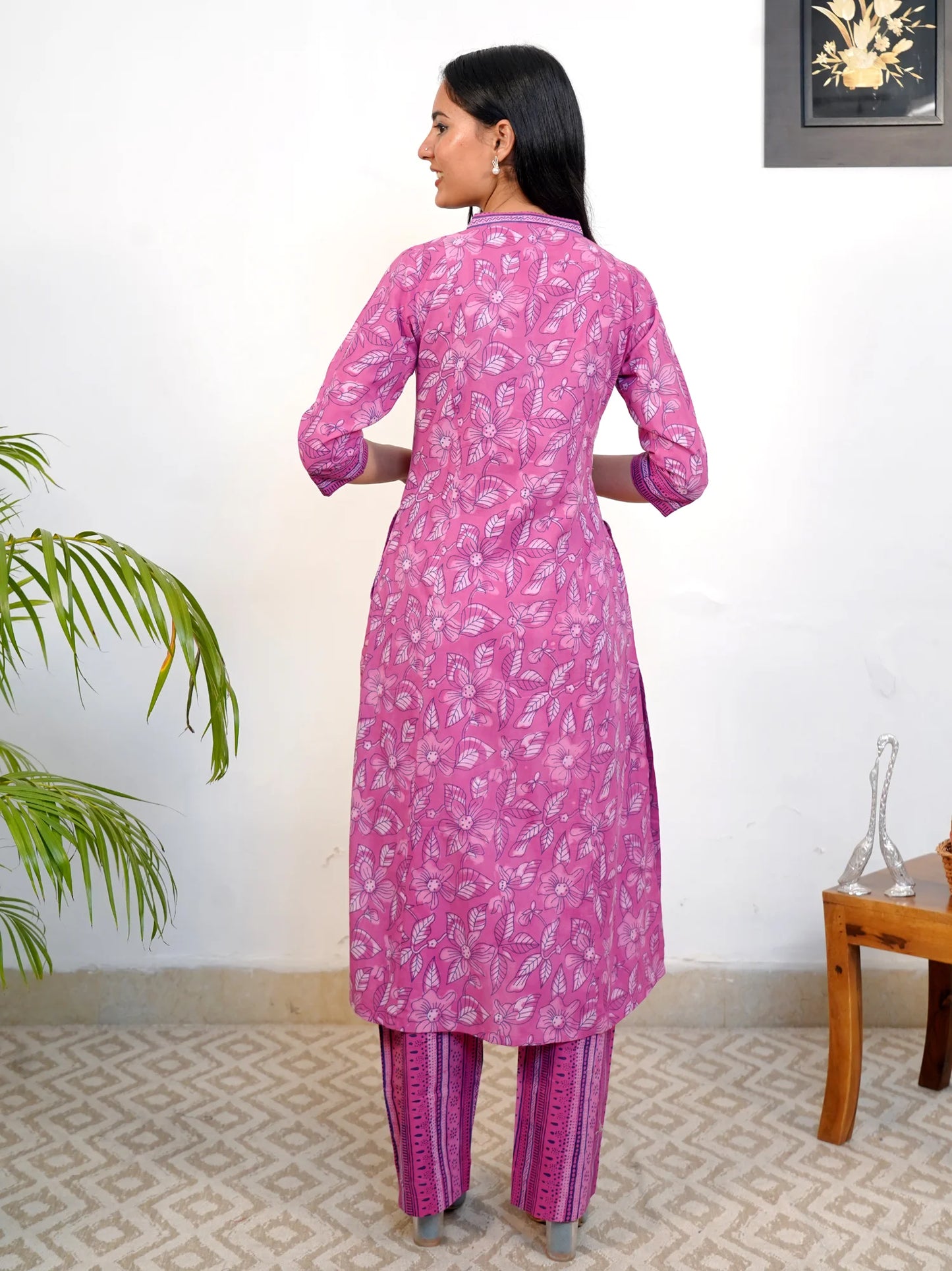 Lavender Leaf and Flower A-Line Kurta Set