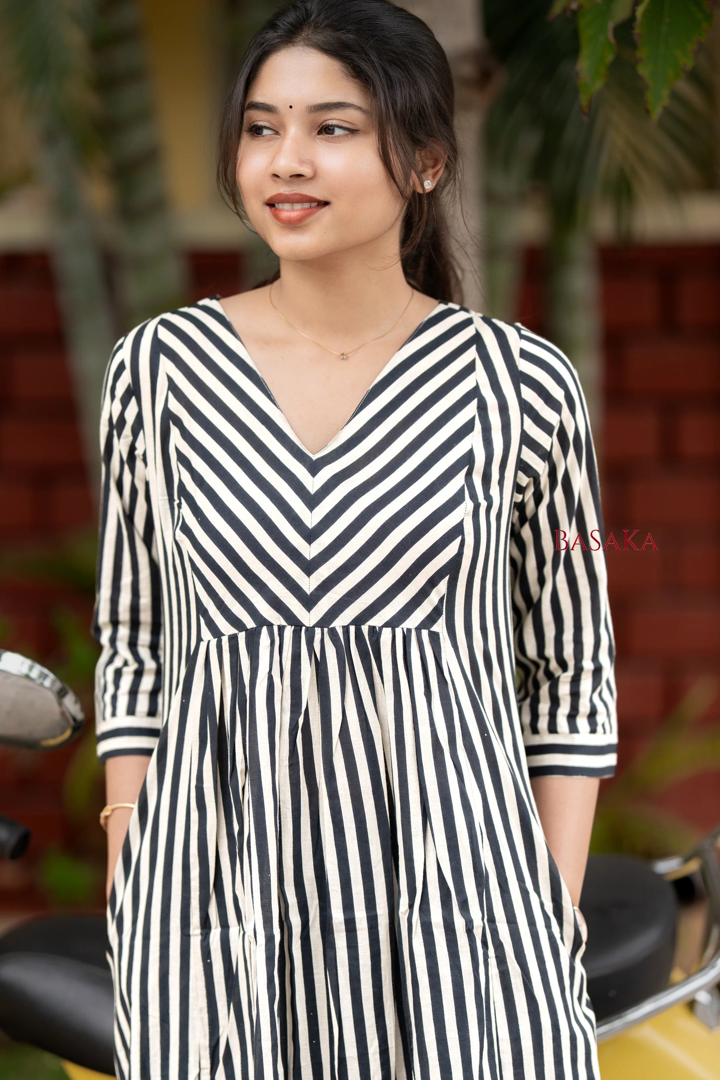 Mono Stripes Gathered COTTON Kurta