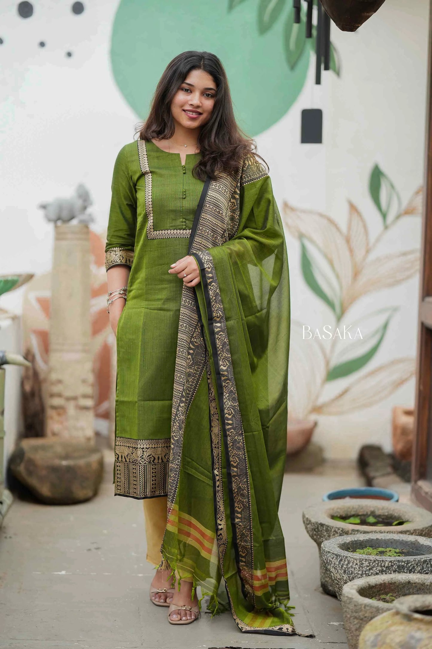 Sap Green Handloom Kurta and Duppata Set with lining