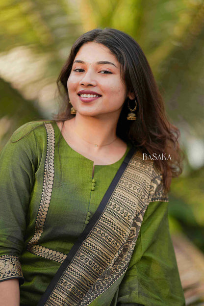 Sap Green Handloom Kurta and Duppata Set with lining