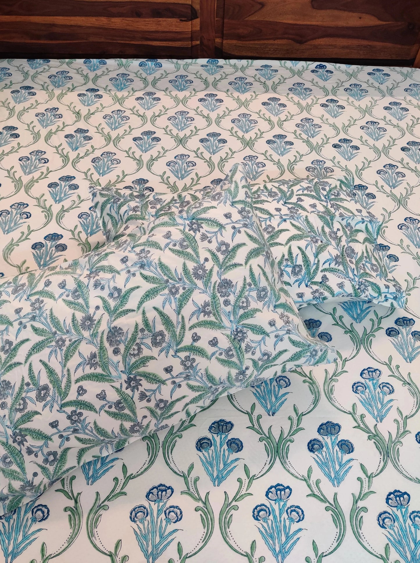 Premium Hand Block Printed Sea Blue & Green Jaal Floral COTTON Bedsheet with Reversible 2 Pillow Covers