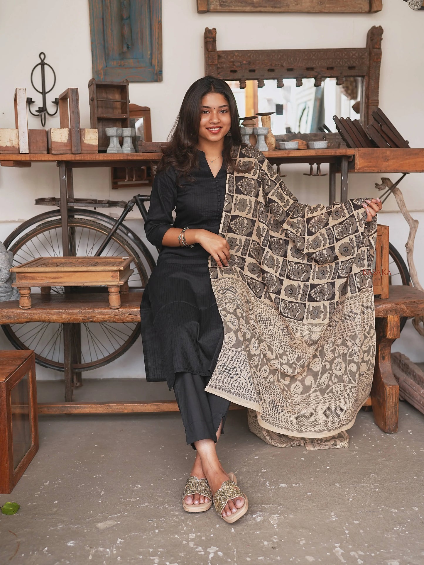 Black Kalamkari South Cotton Suit Set (3Pcs.)