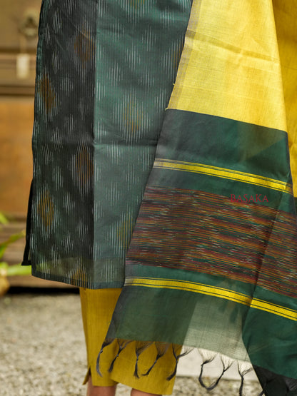 Bottle Green Ikkat Suit Set (3pcs.) with lining