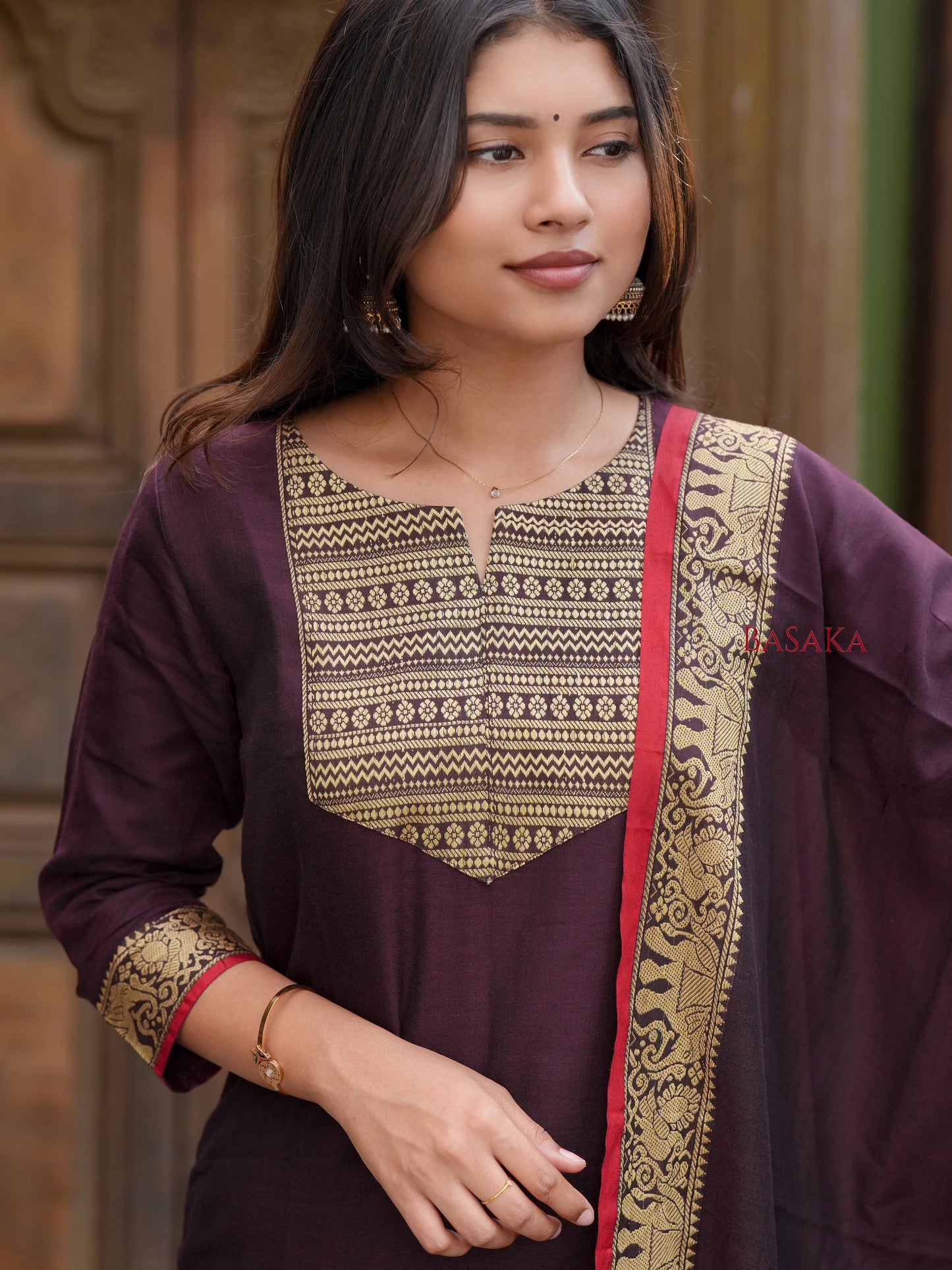 Chocolate Brown Handloom Kurta and Dupatta Set with lining (2 Pcs.)