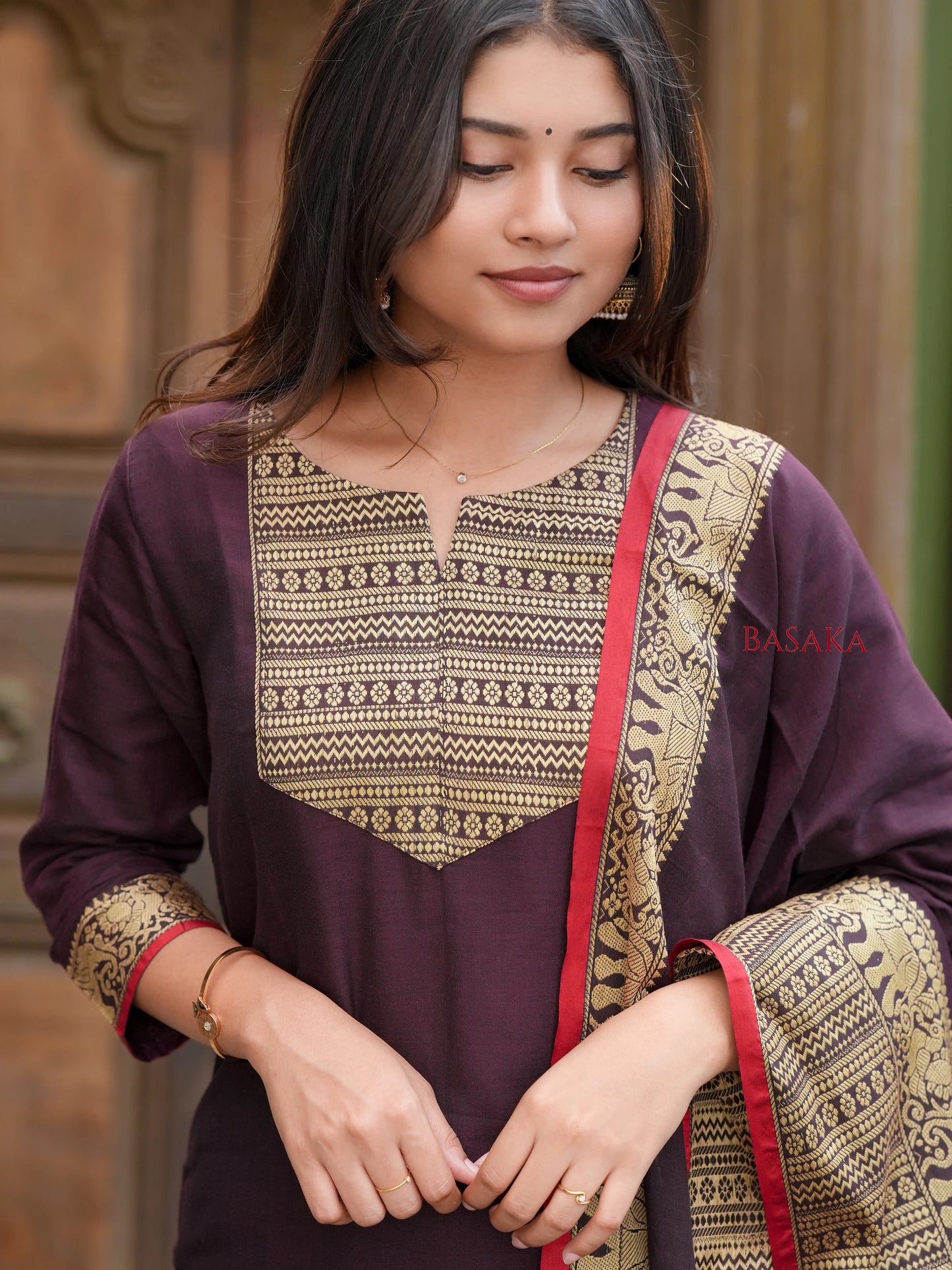 Chocolate Brown Handloom Kurta and Dupatta Set with lining (2 Pcs.)
