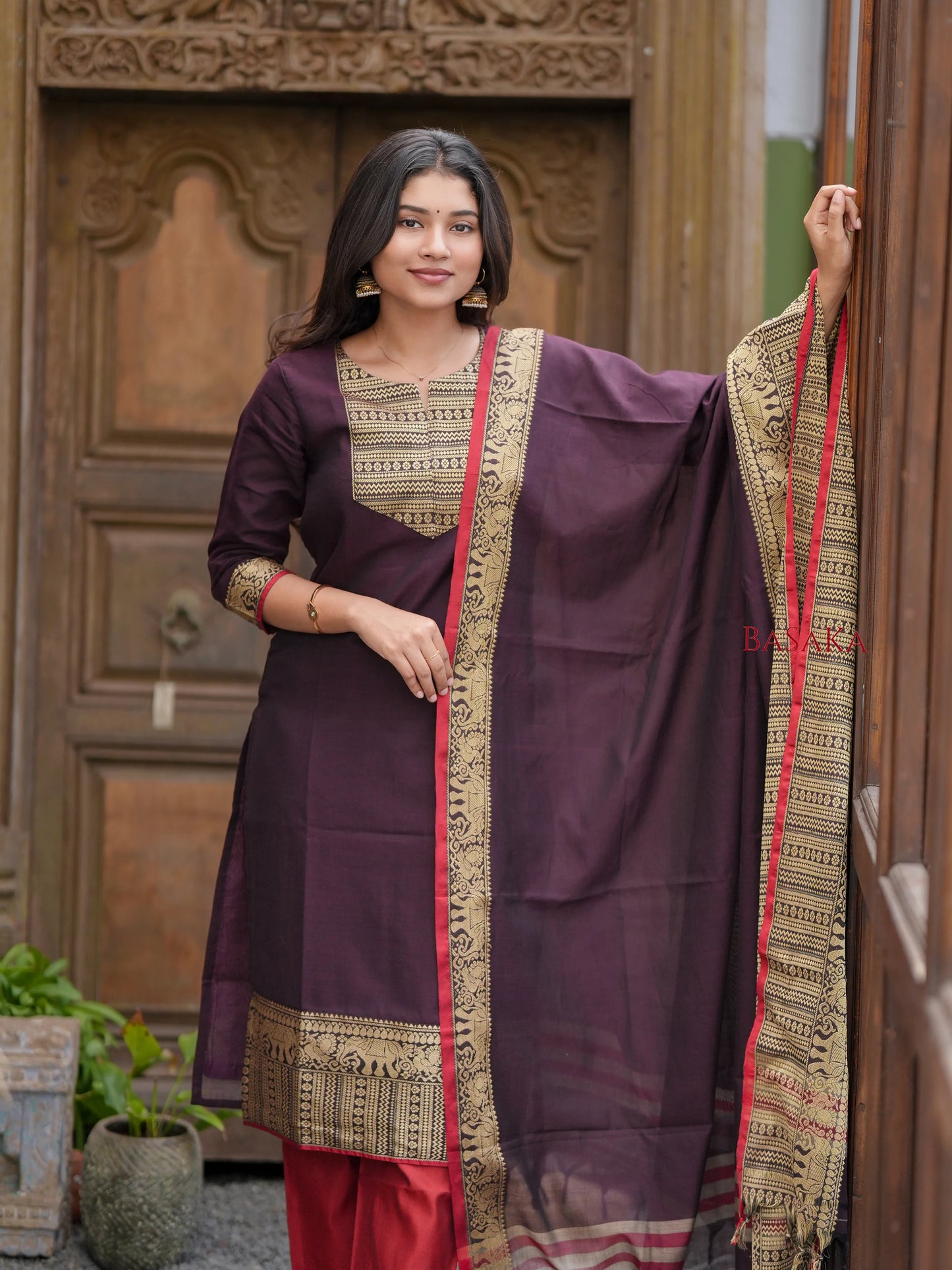 Chocolate Brown Handloom Kurta and Dupatta Set with lining (2 Pcs.)