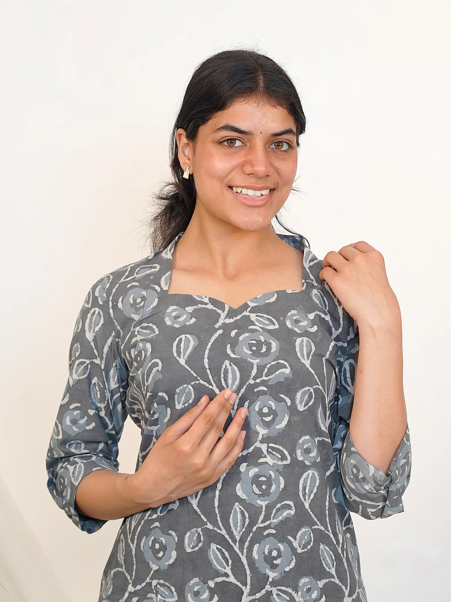 Cloudy Bloom Jaal Floral Cotton Kurta