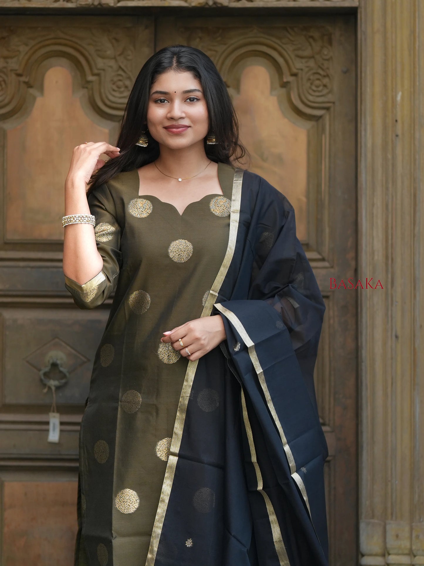 Deep Green n Black Kora Silk Suit Set (3 Pcs) with lining