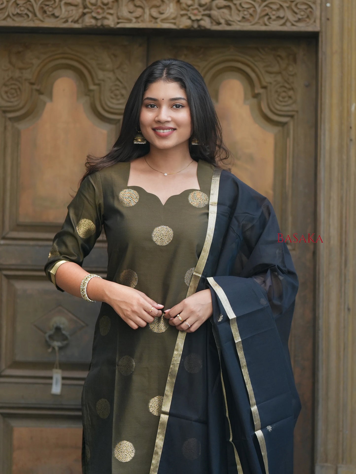Deep Green n Black Kora Silk Suit Set (3 Pcs) with lining