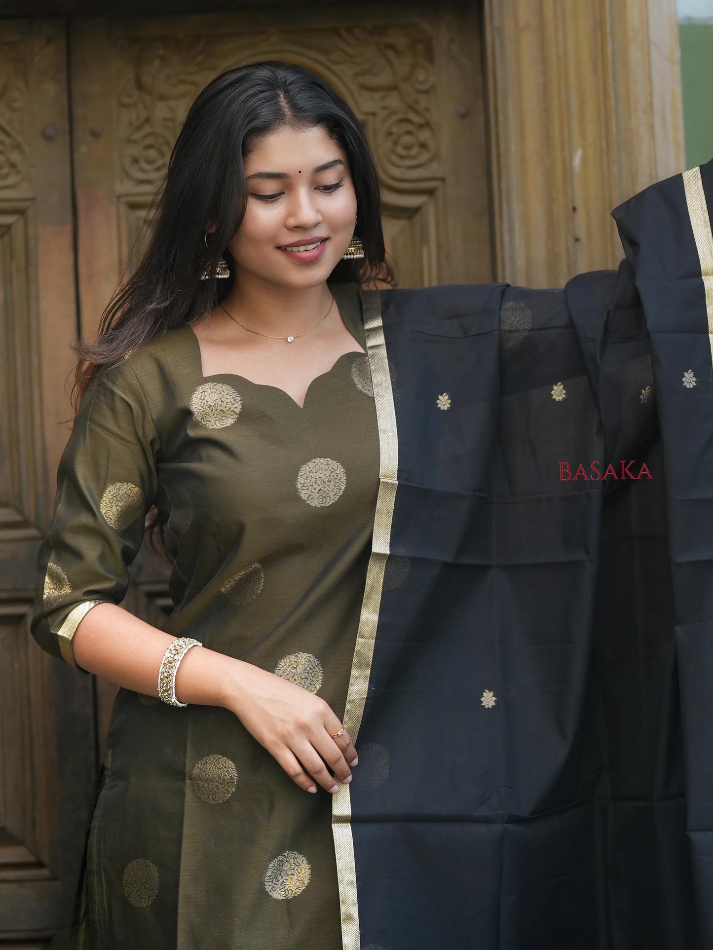 Deep Green n Black Kora Silk Suit Set (3 Pcs) with lining