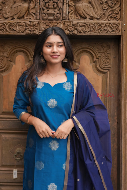 Dodger Blue Kora Silk Suit Set (3 pcs.) with lining.