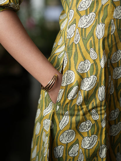 Garden Roses Box Pleated COTTON Kurta