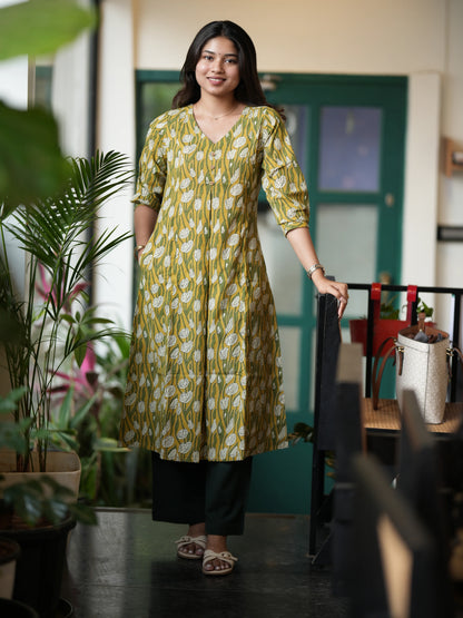 Garden Roses Box Pleated COTTON Kurta