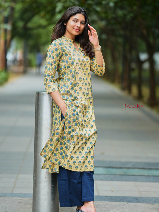 Garden Roses Charm A-line COTTON Kurta