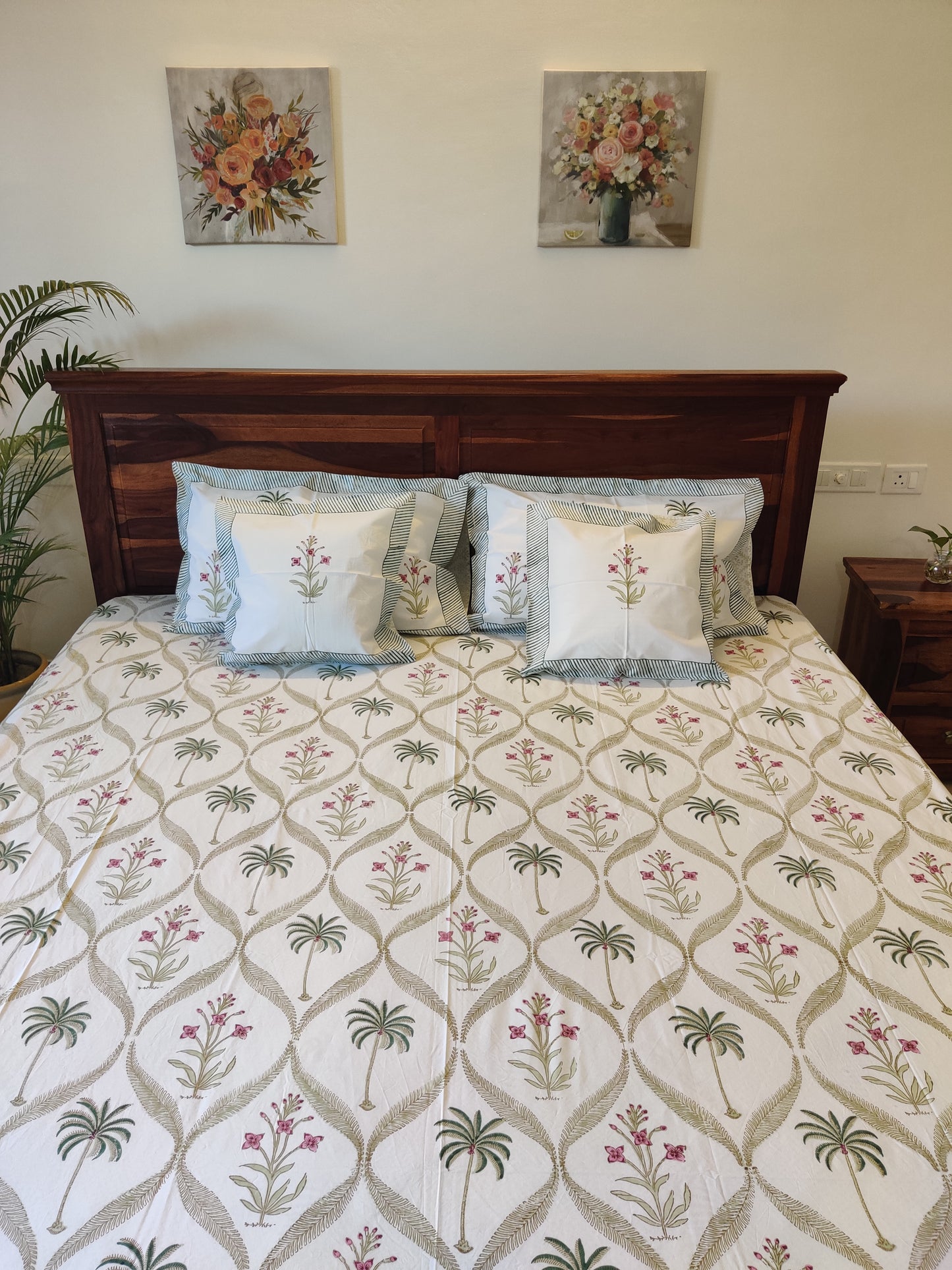 Premium Hand Block Printed Palm Tree COTTON Bedsheet with Reversible (2 Pillow+1 Cushion) Covers