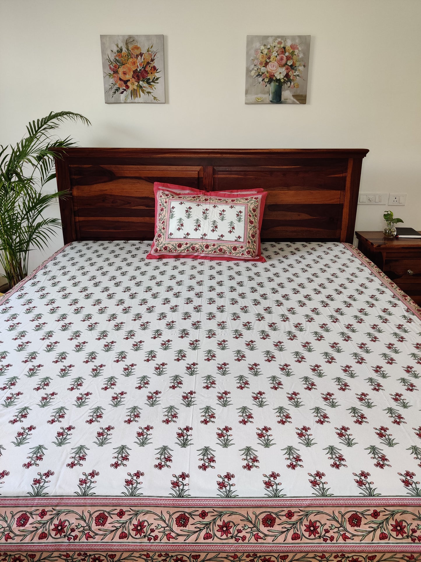 Kamali Maroon Floral COTTON Bedsheet with Two Reversible Pillow Covers