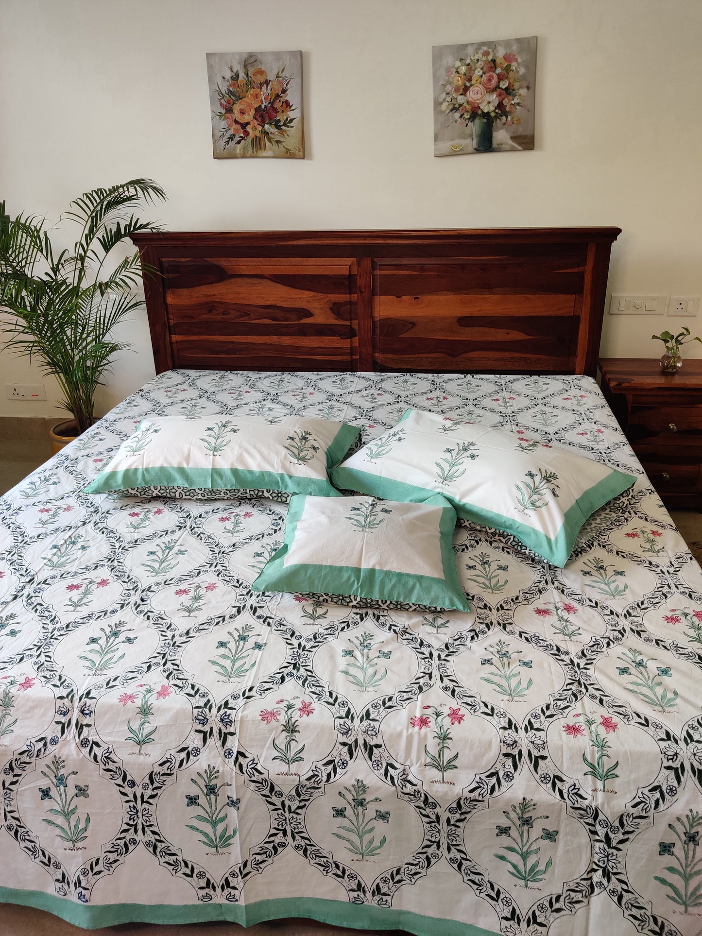 Premium Hand Block Printed Floral COTTON Bedsheet with Reversible 2 Pillow Covers