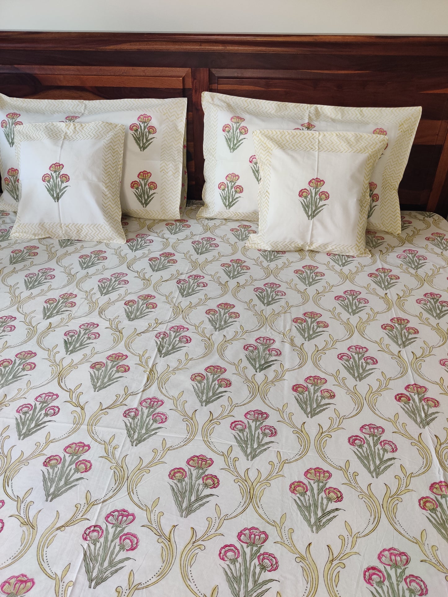 Premium Hand Block Printed Golden Jaal Poppy Floral COTTON Bedsheet with Reversible (2 Pillow+1 Cushion) Covers