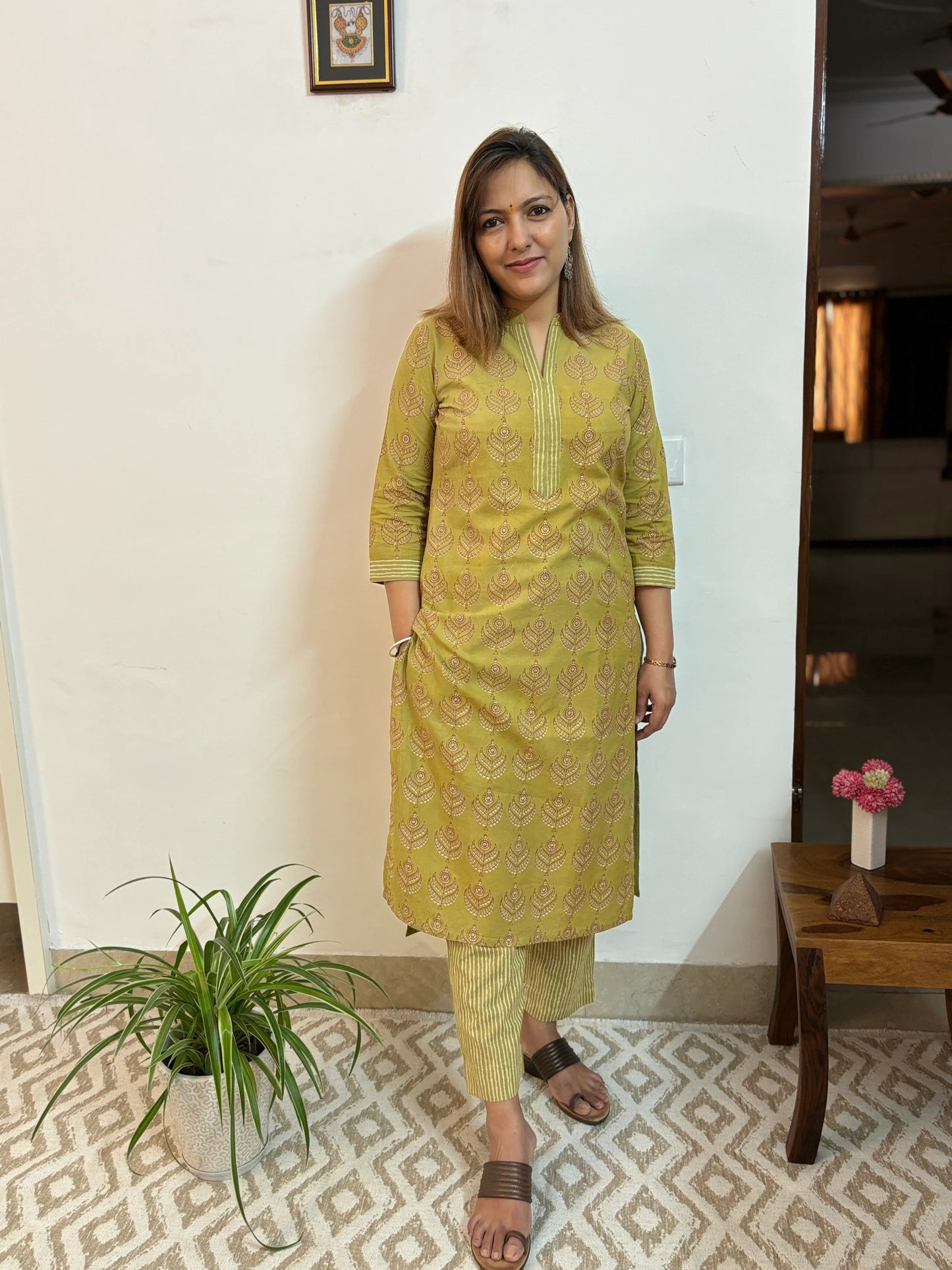 Pastel Green Collar Kurta & Pant Set