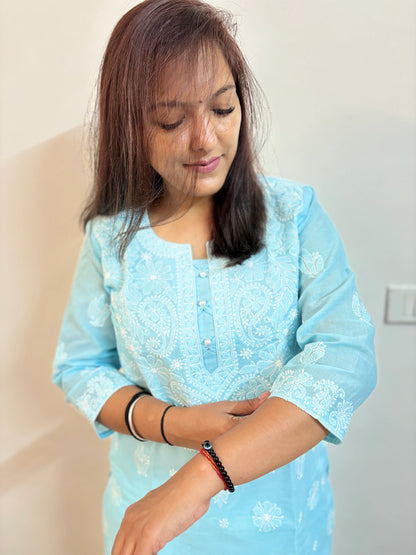 Awadh Aura Chikankari Long Kurta