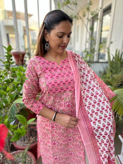 Pink Floral Yoke Cotton Straight Kurta