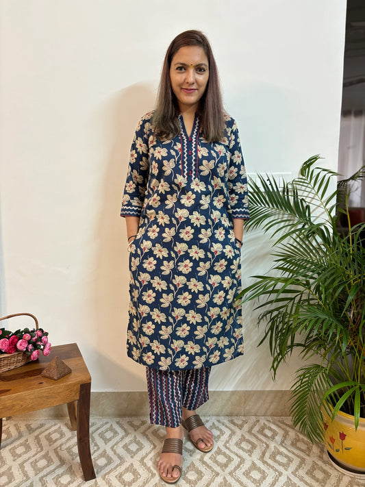 kurti pant set with dupatta