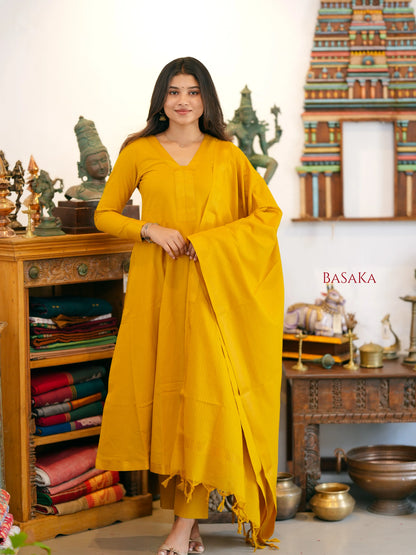 Mangalagiri Marigold Anarkali Suit Set (3 Pcs.) with lining
