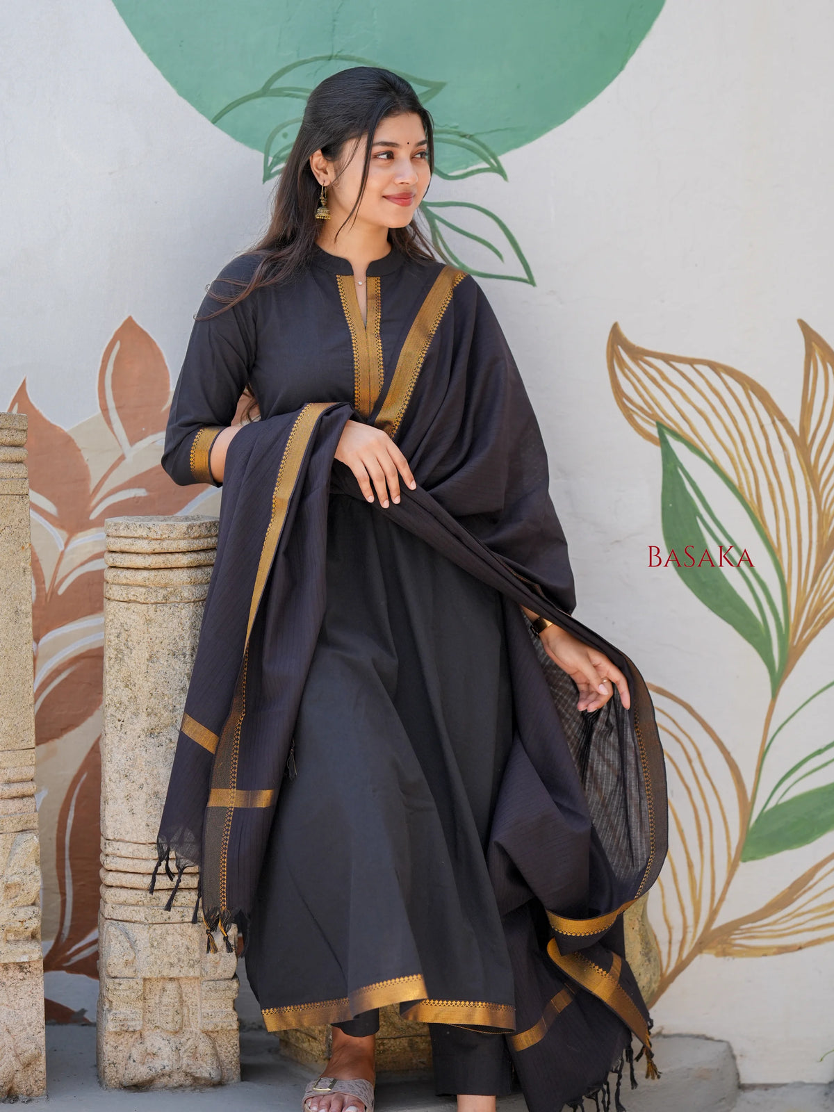 Mangalagiri Smoky Black Anarkali Suit Set (3 Pcs.) with lining