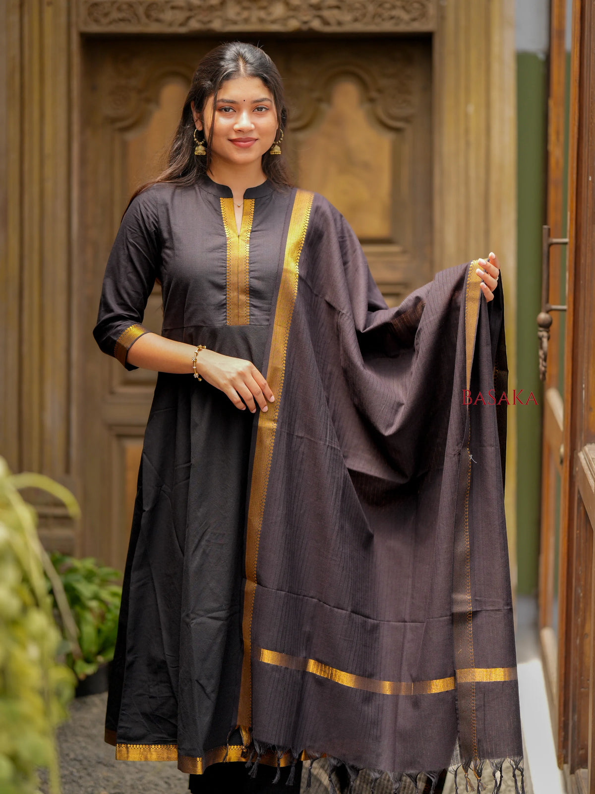 Mangalagiri Smoky Black Anarkali Suit Set (3 Pcs.) with lining