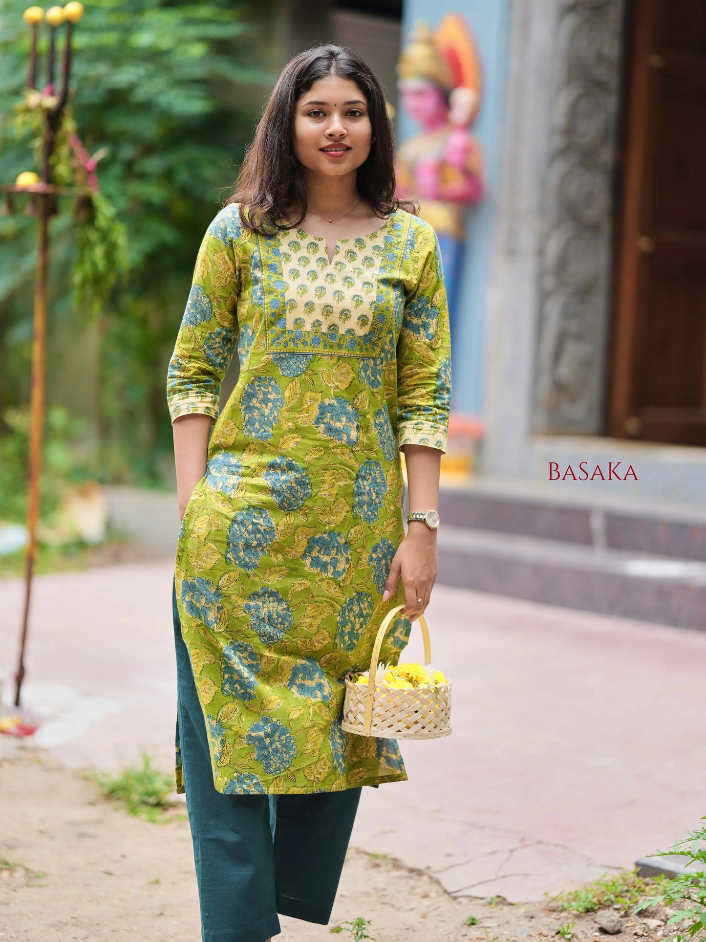 Parrot Garden Bloom Block Printed Kurta
