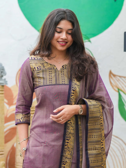 Pearly Purple Handloom Kurta and Duppata Set with lining