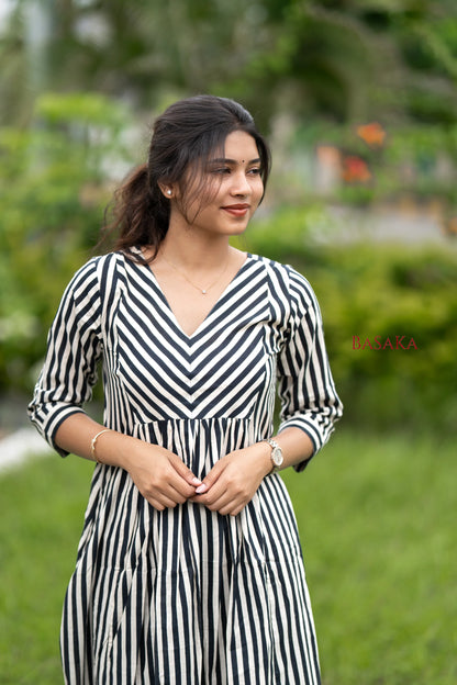 Mono Stripes Gathered COTTON Kurta