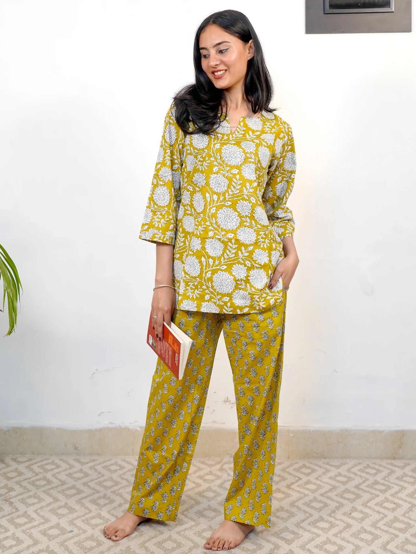 Vegas Gold Floral COTTON Lounge Set