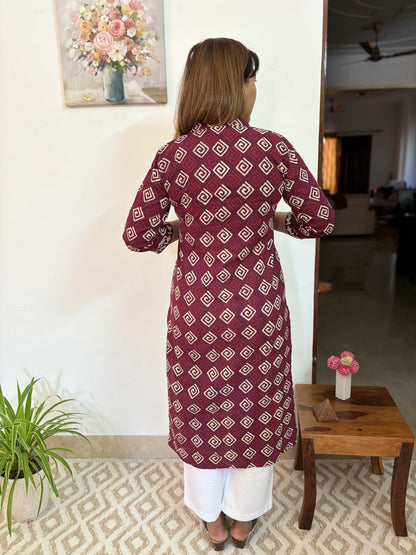 Wine Endless Print Collar Kurta