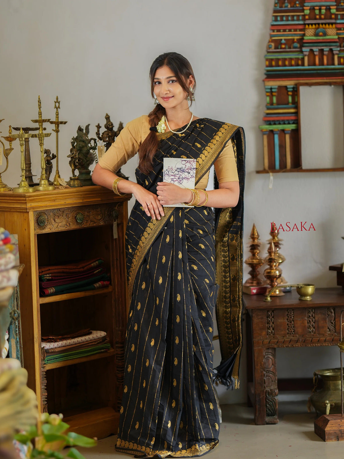 Classic Black Handloom COTTON Saree
