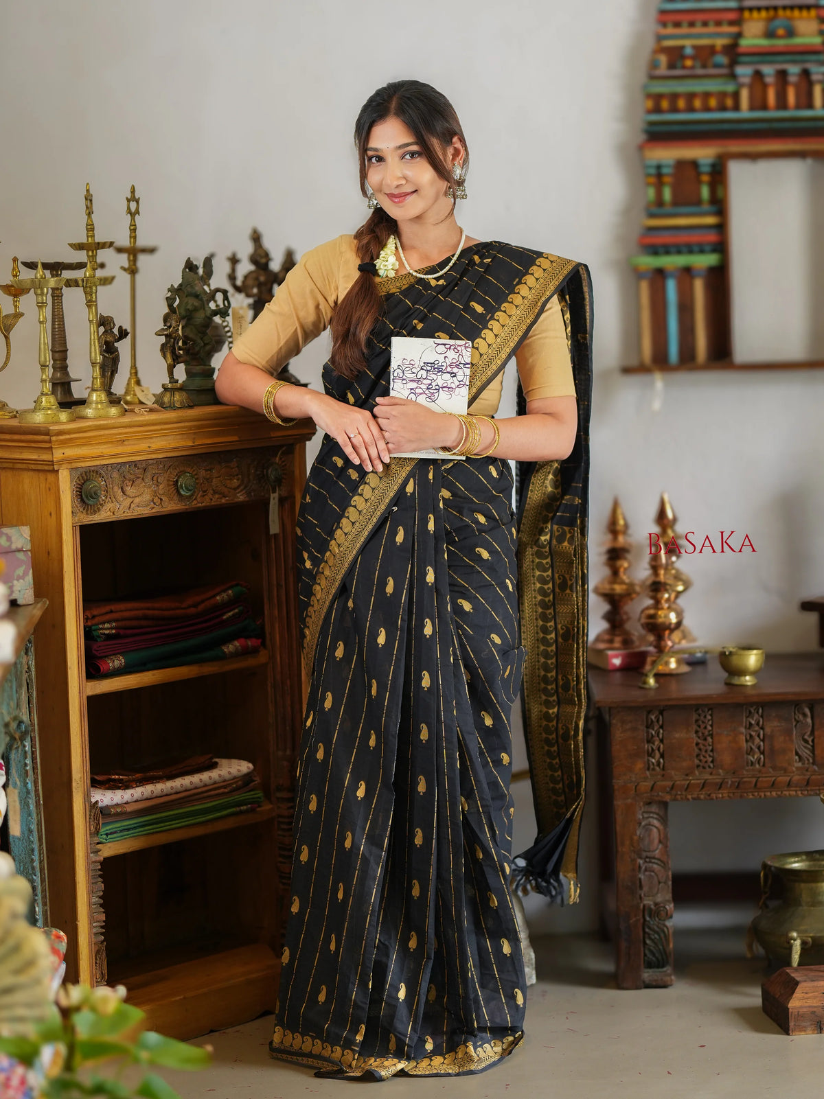 Classic Black Handloom COTTON Saree